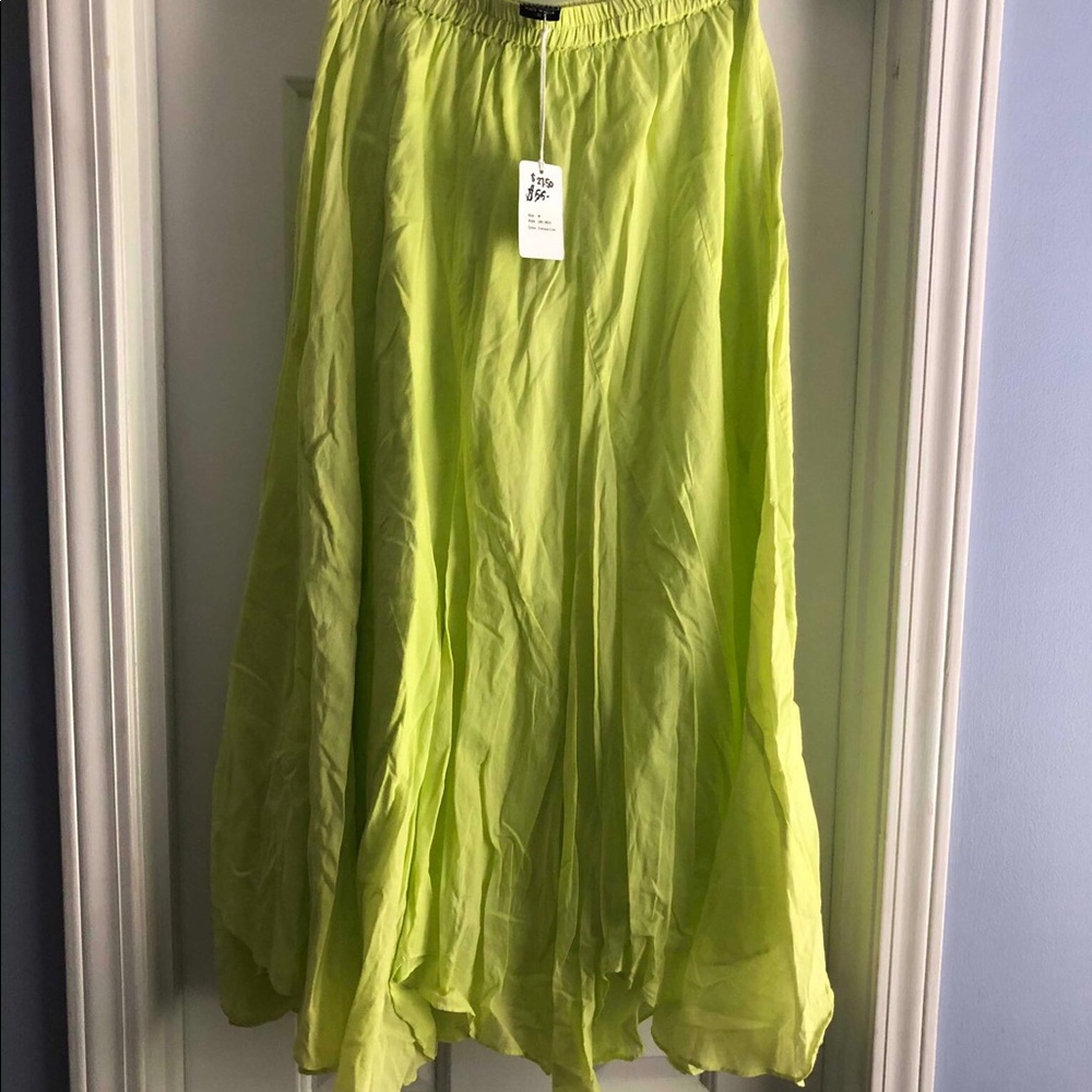 Casual Studio lime green skirt, medium